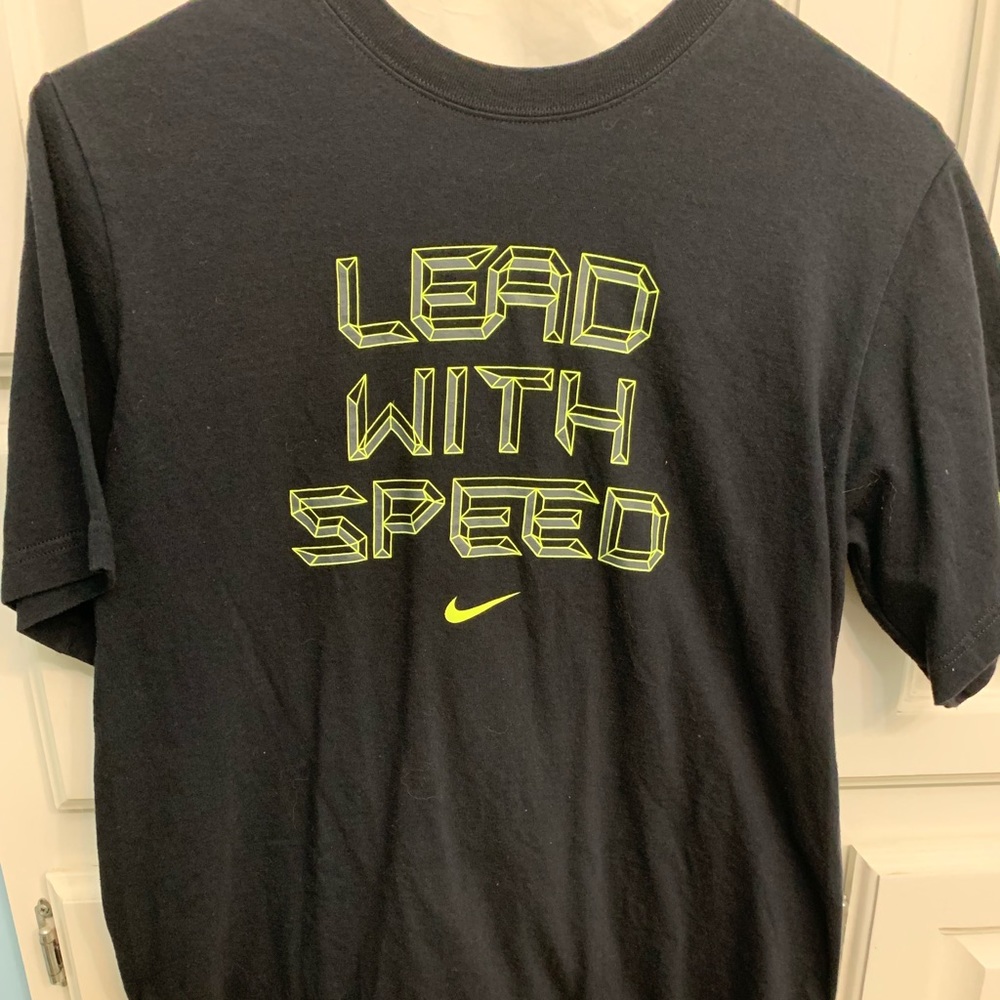 Nike boys graphic tee